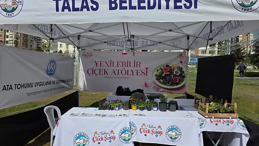 Kayseri'deki festivalde dikkatleri o stant çekti! Bakan bir daha baktı