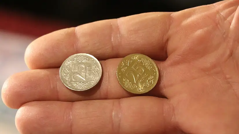 Kayseri'li koleksiyoner uyardı: Altın renkli 25 kuruşlar altın değil