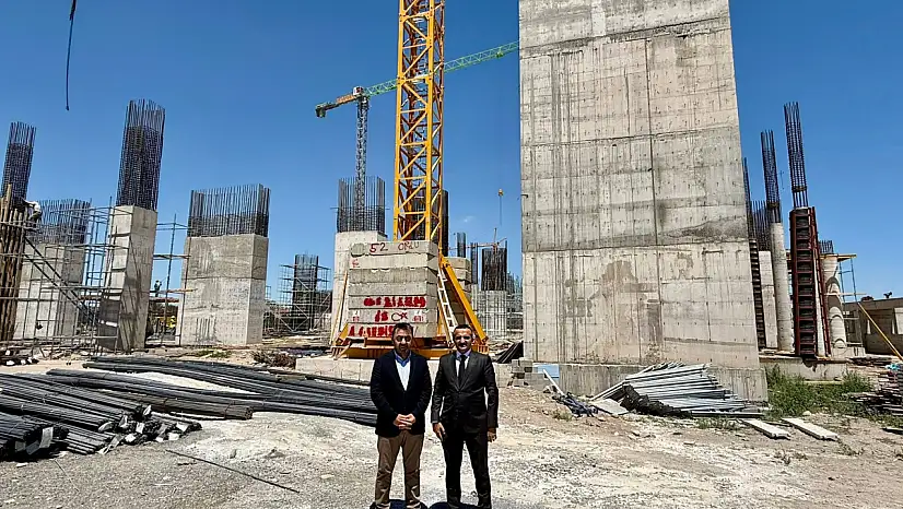 Kayseri'nin en büyük camisi yükseliyor! Yerinde incelendi