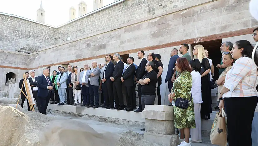 Kayseri'nin merkezindeki 520 yıllık tarihi yapı geri dönüyor