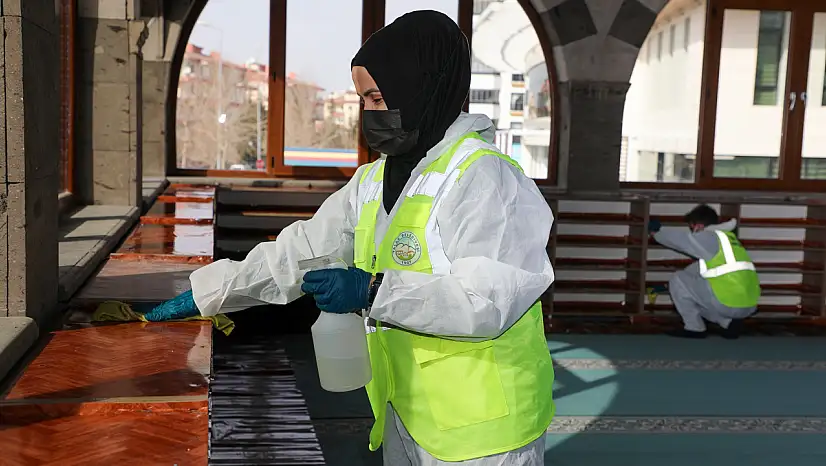 Kayseri'nin o ilçesinde camiler temizlendi!