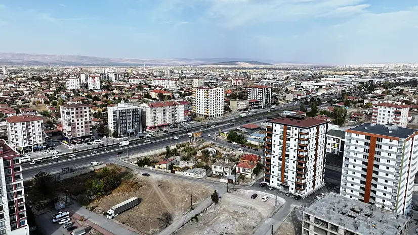 Kayseri'nin o mahallesi baştan sona değişiyor! İnceleme sırasında duygusal anlar yaşandı