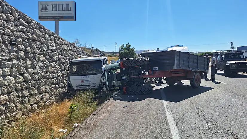 Kayseri plakalı vinç kurtarıcısı kaza yaptı! 6 yaralı