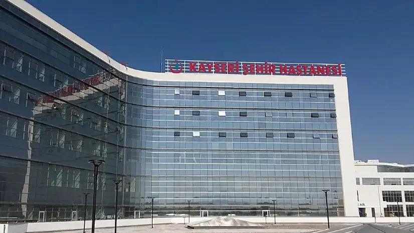 Kayseri Şehir Hastanesi'nden hayati alım