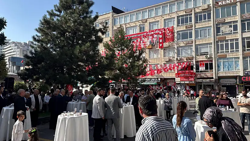 Kayseri siyasetinde dikkat çeken açılış! Yeni adresleri belli oldu