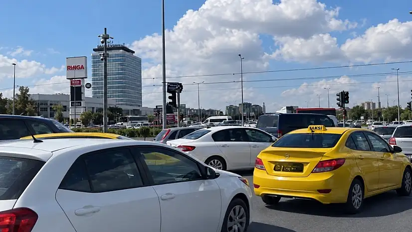 Kayseri Terminal'de trafik kilitlendi