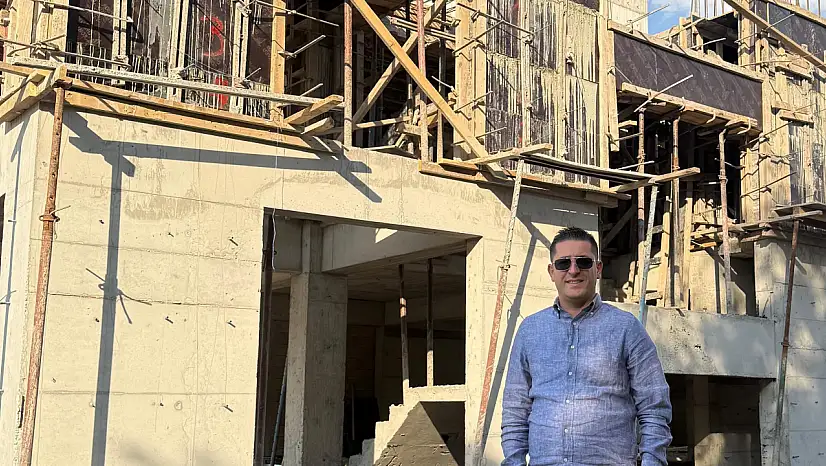 Kayseri Ülkü Ocakları Başkanından yeni bina pozu! Mesaj verdi