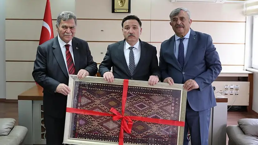 Kayseri Valisi Çiçek'e anlamlı ziyaret