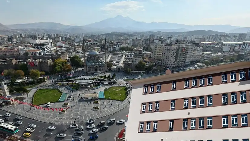 Kayseri'ye 3 katlı yeni okul yapılacak! İmzalar atıldı, yeri belli oldu