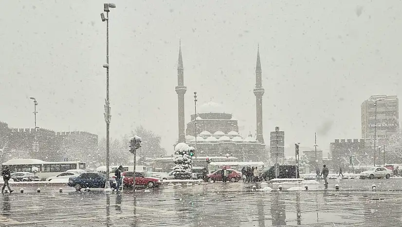 Kayseri'ye kar geri dönecek mi? Meteoroloji verileri paylaştı