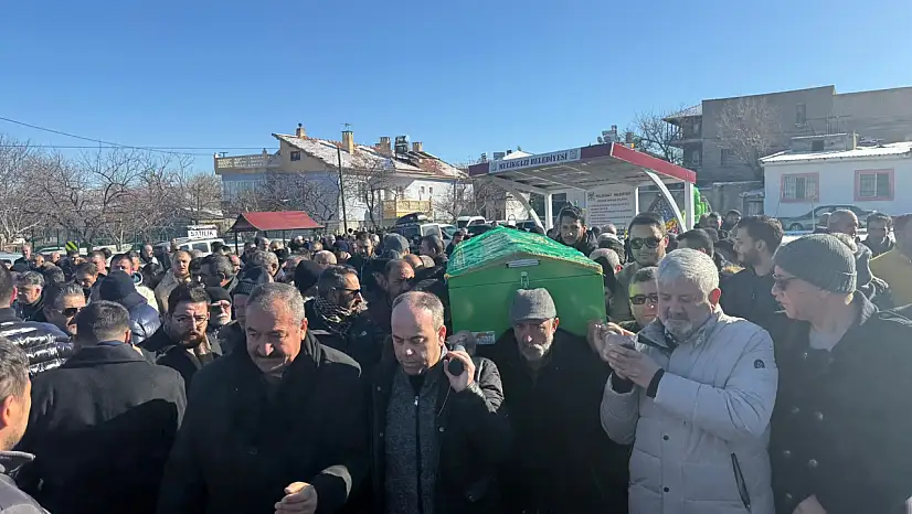 Kayserili müteahhit toprağa verildi