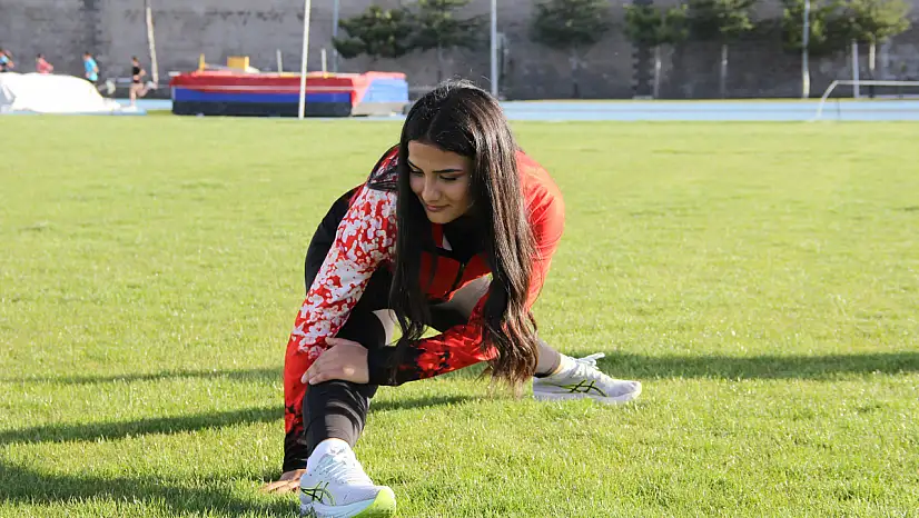 Kayserili Sinem, Avrupa'da Türkiye'yi temsil edecek
