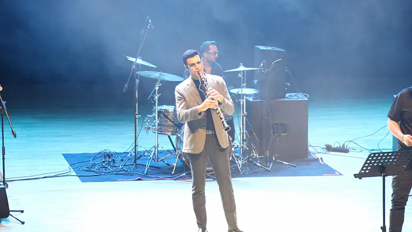 Kayserili ünlü sanatçı klarnetini konuşturdu