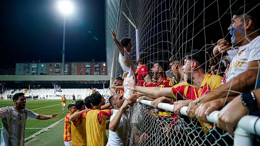 Kayserispor'un 10 numarasından açıklama! 'Hem sahada hem dışarıda'