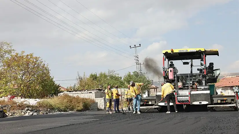 Kocasinan'da yollar yenileniyor, mahalleler dönüşüyor