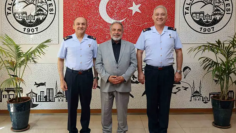 Kayseri'de iki komutandan veda ziyareti!