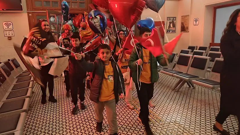 Lösemiyi yenenlerin Umut Treni Kayseri'de!