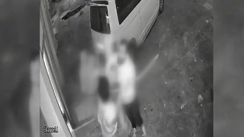 Melikgazi'de sopalı kavga güvenlik kamerasında!