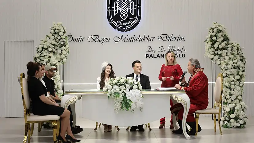 Melikgazi'de yüzlerce çift mutluluğa 'evet' dedi