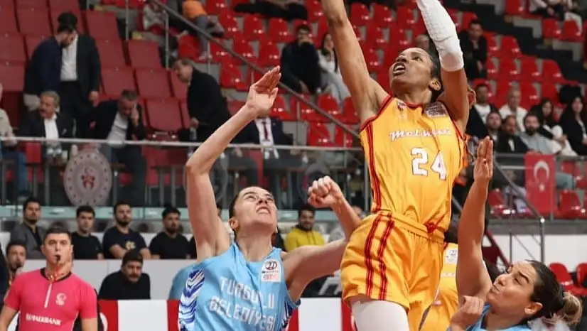Melikgazi Kayseri Basketbol'da iki isim çift hanelere çıktı