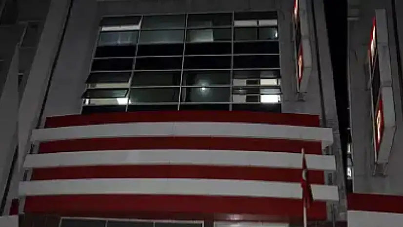 MHP Kayseri İl binasının ışıklarını akşam kim, neden yaktı?