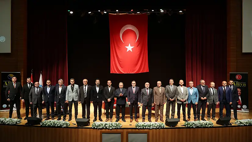 Mustafa Yalçın'ı kim klonlayıp götürmek istedi?