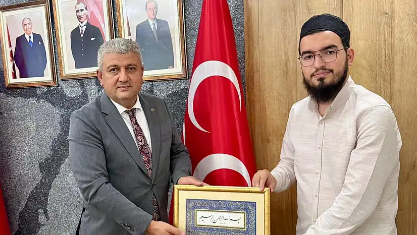 O cemaatten Kayseri'de bu kez de MHP'ye dikkat çeken ziyaret