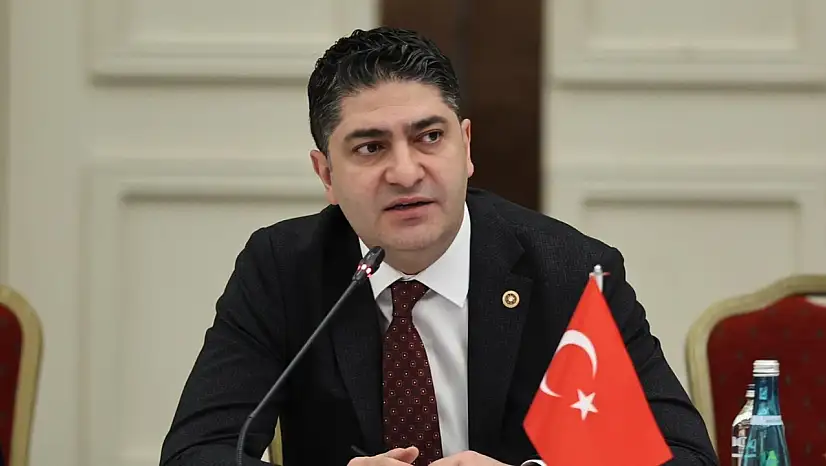 Özdemir'den Türk basını için 'reklam' çağrısı