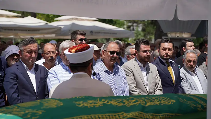 Özhaseki Kayseri'nin ünlü ismini son yolculuğuna uğurladı