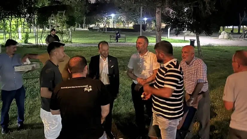 Saadet Partisi Kocasinan'dan gece mesaisi