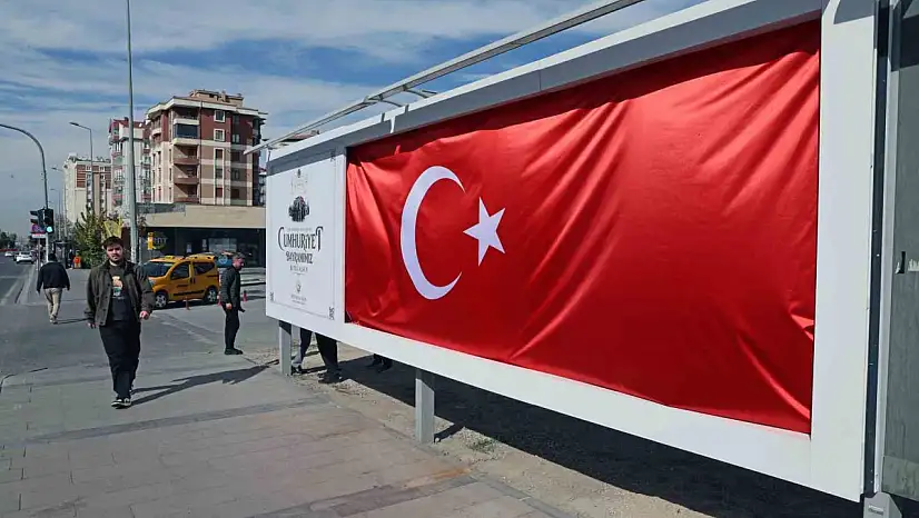 Cumhuriyet coşkusu Talas'ta her yerde