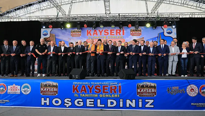 Talas rüzgârı İstanbul'da esti
