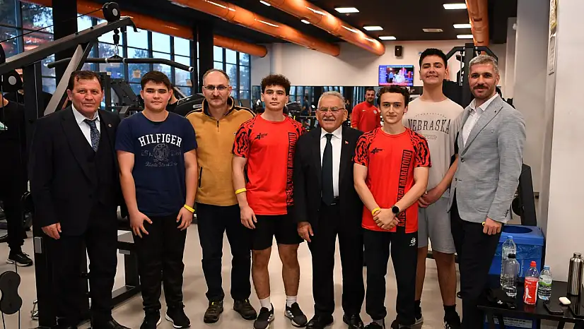 Türkiye Kayak Federasyonu Başkanı  Şahin, Kayseri'ye hayran kaldı