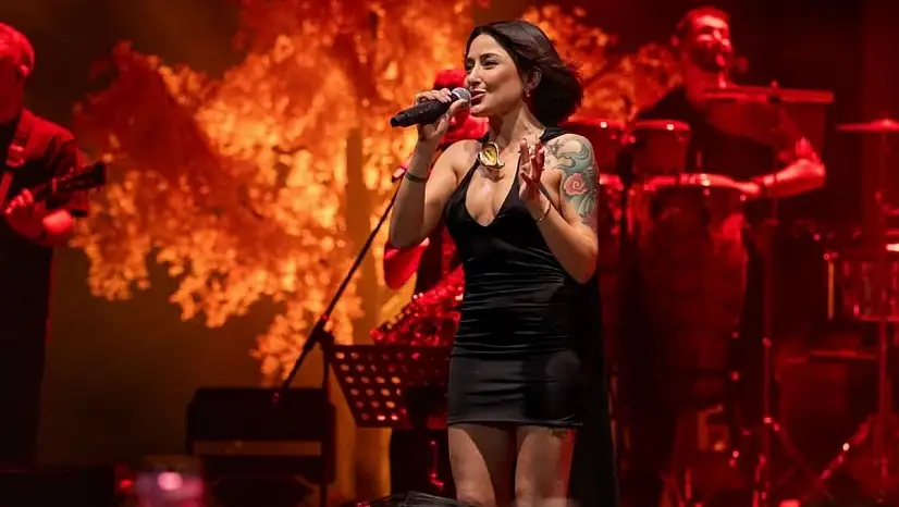 Ünlü sanatçı Melek Mosso memleketi Kayseri'de konser verecek!