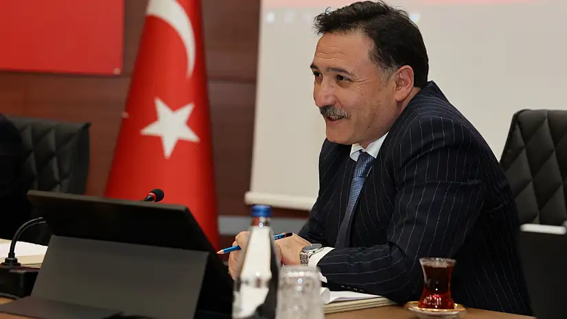 Vali Gökmen Çiçek'e görülmemiş doğum günü sürprizi! 'Vermem seni ellere'