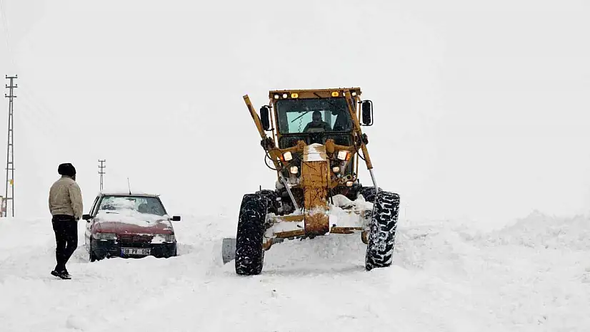 Talas Belediyesi gece gündüz sahada