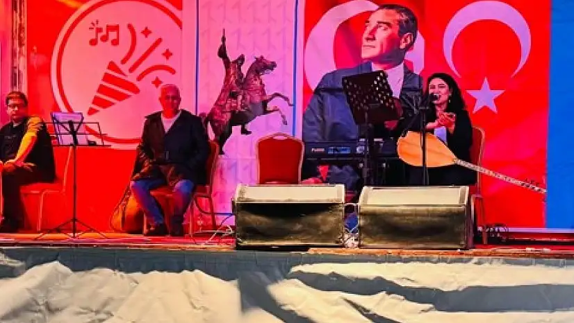 Yağmura rağmen Kayserililer şenlikte buluştu