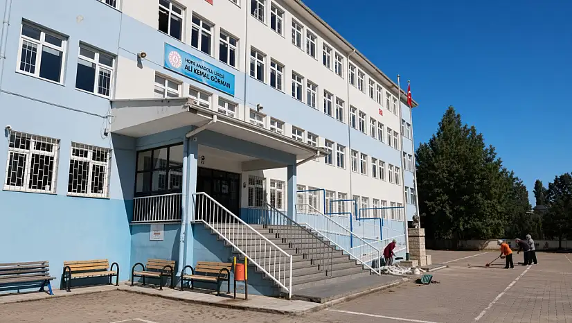 Yahyalı'da yeni dönem hazırlığı! Okullar öğrencileri bekliyor