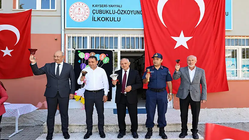 Yahyalı'da yeni eğitim yılına kırtasiye desteği