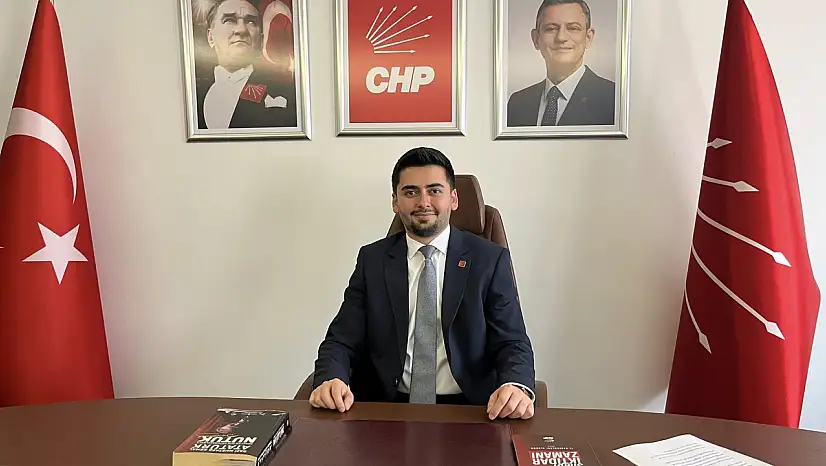 Yeni Başkandan ilk fotoğraflar geldi! Koltuğa oturdu
