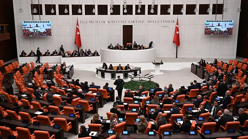 AK Parti Kayseri Milletvekilleri bakın hangi konuda Meclis'i ablukaya aldı!