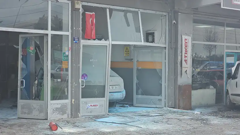 Flaş! Sanayi'de patlama: Yaralılar var