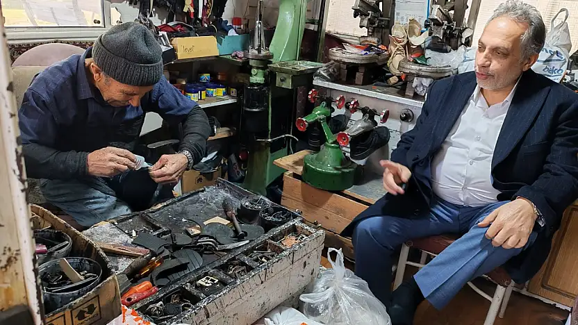 Başkan Yalçın'dan tasarruf tedbiri! Soluğu ayakkabıcı da aldı