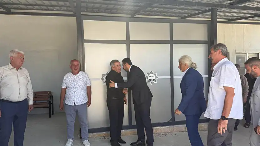 CHP'de butlana karşı çıkan başkan, butlan yönetiminin atadığı ismi ağırladı