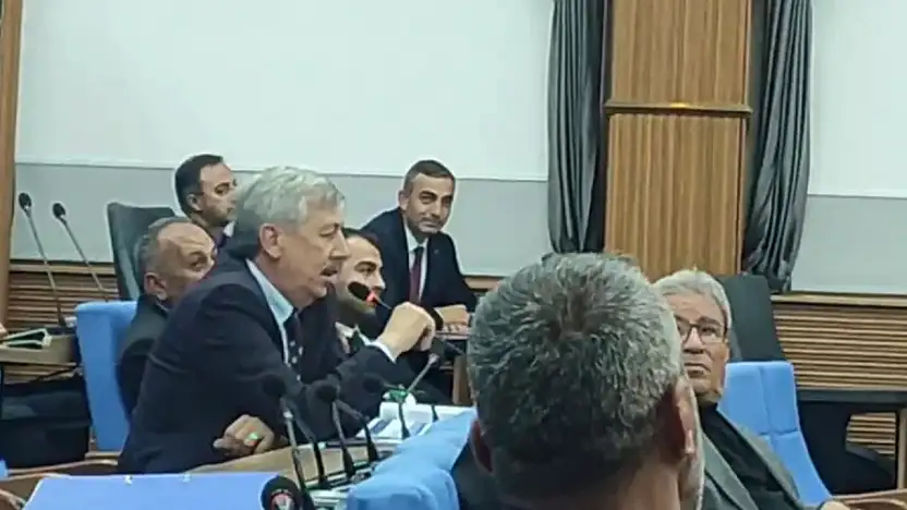 Kayseri Büyükşehir Belediye Meclisi'nde ulaşım zammını böyle savundu!