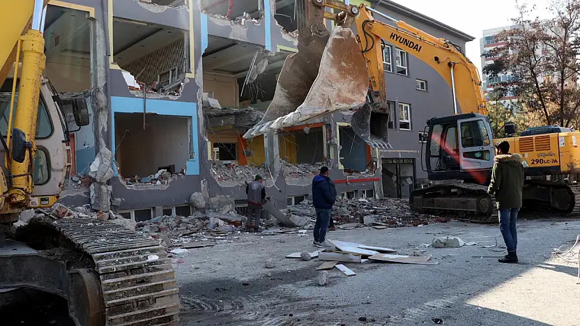 Kayseri'de 6 Şubat depremlerinde hasar almıştı! Okul için yeni gelişme