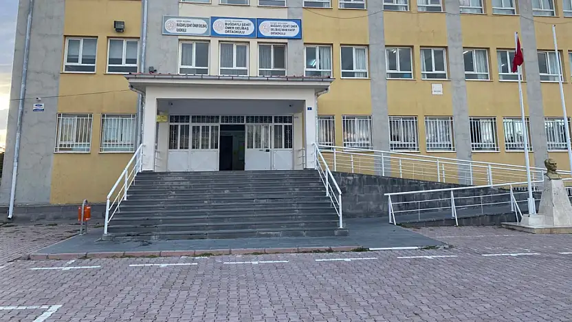 Kayseri'de başkanın ziyaret ettiği okul için yeni gelişme! Baştan sona yenilenecek