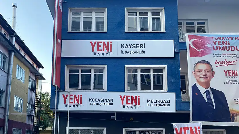 Kayseri'de partilerinden istifa eden eski il başkanları YENİ Parti yönetimine girdi