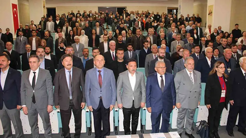 Kalemler birleşti, gönüller buluştu: Türk Dünyası Kayseri'de tek ses oldu