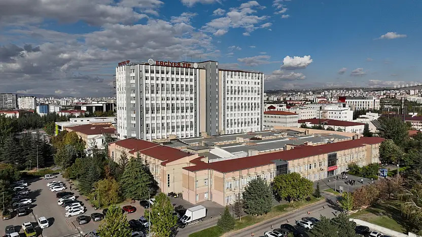 Kayserili ünlü iş adamı duyurdu: Zorlu bir tedavi sürecini geride bıraktım